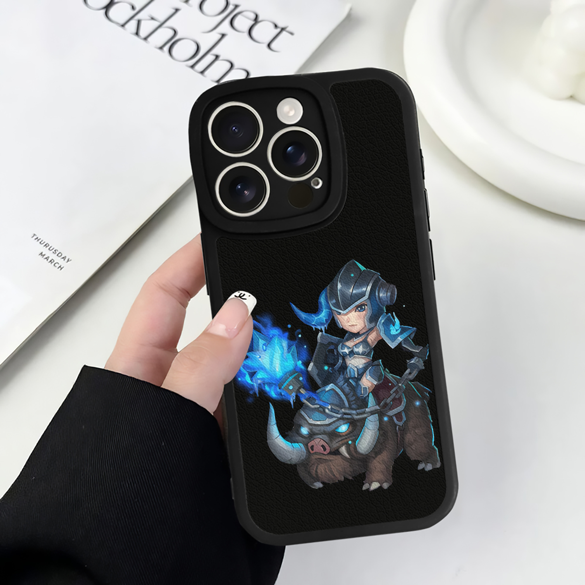 リーグ・オブ・レジェンド League of Legends LOL 【iPhone 16シリーズ対応】シリコンスマホケース（レザー調） 材質：シリコン